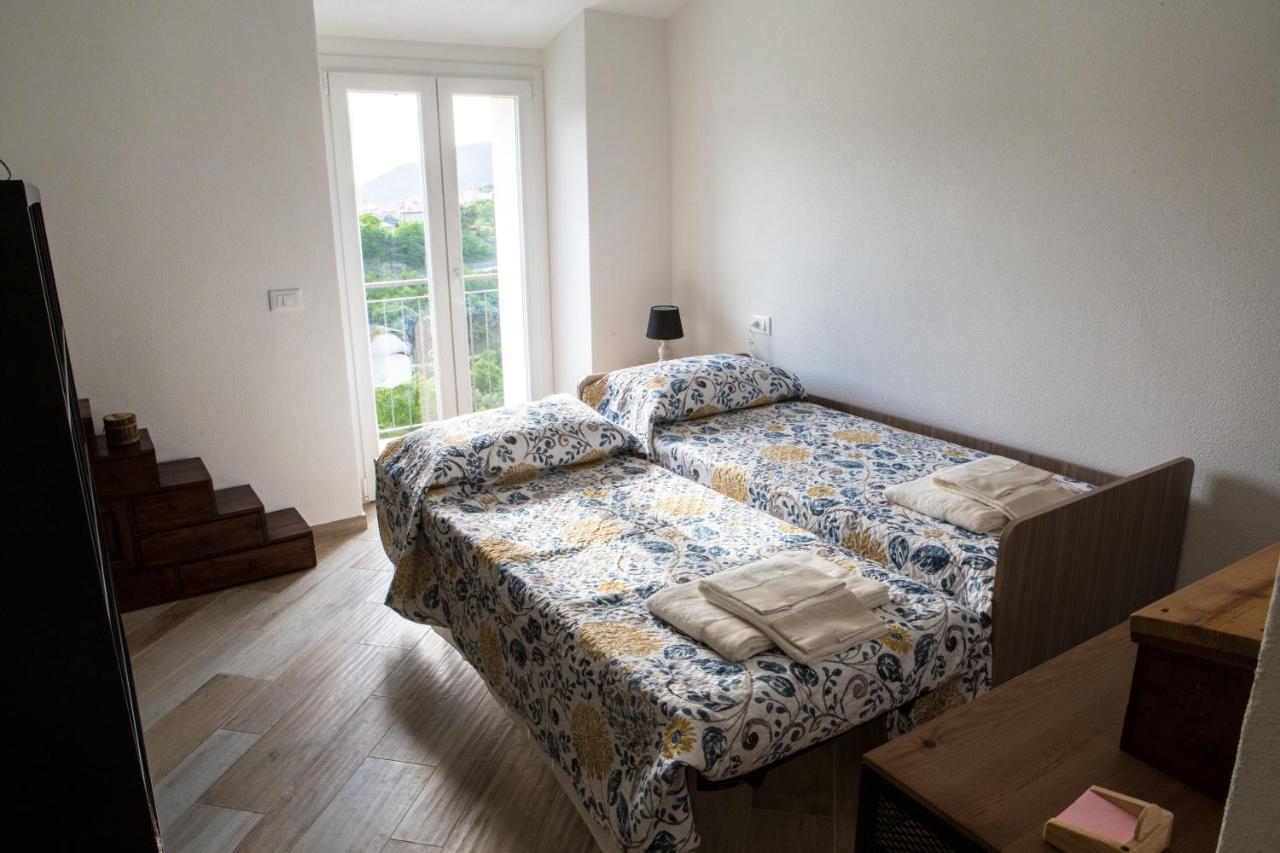 Ferienwohnung Ca' Rondine Castiglione Chiavarese Exterior foto