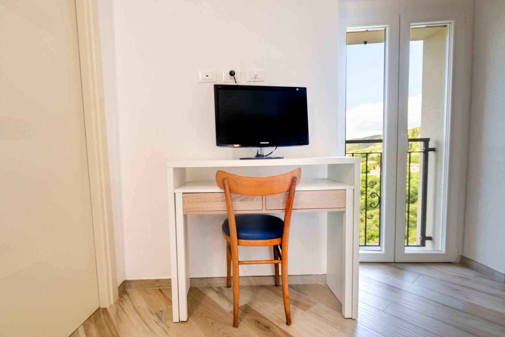 Ferienwohnung Ca' Rondine Castiglione Chiavarese Exterior foto